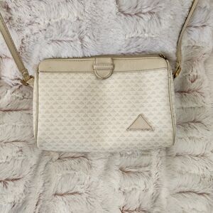 Liz Claiborne Cream Triangle-Pattern Crossbody Bag